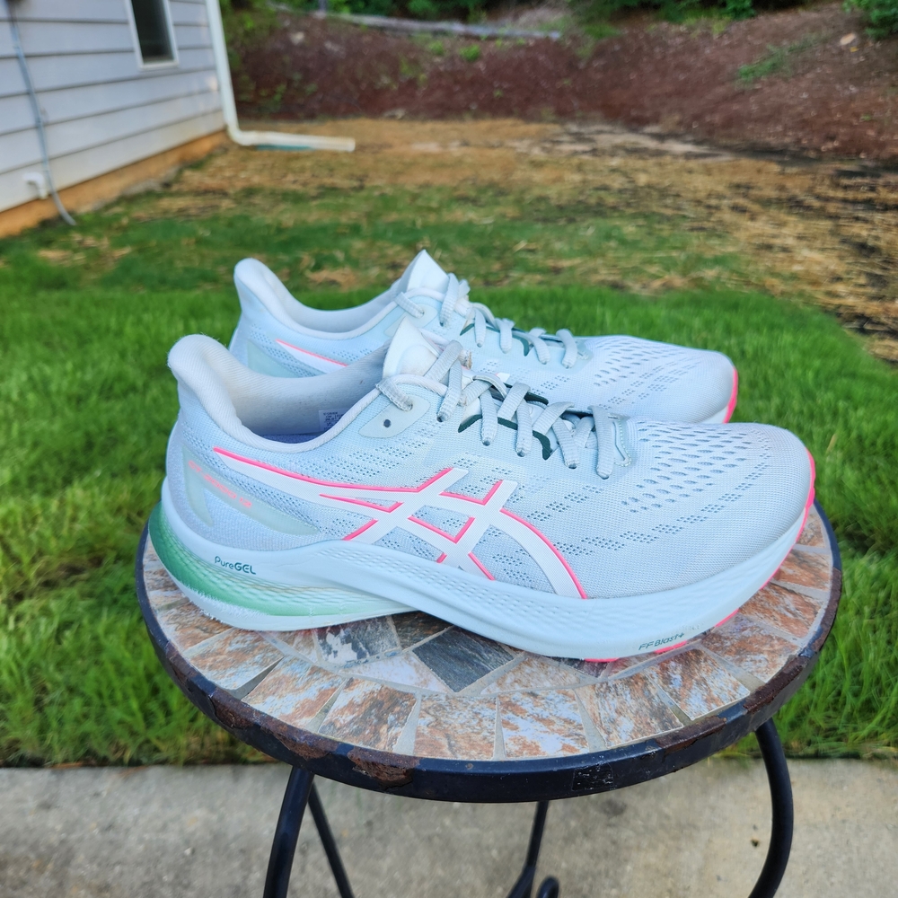 Asics GT-2000 12 1012B506 Pure Aqua/White Running Shoes Sneakers Women Size 9.5